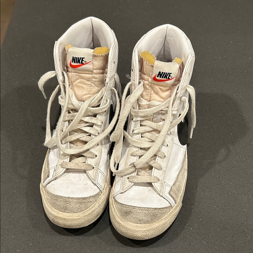 Nike High-Top Sneakers in White and Gray with Yellow Accents